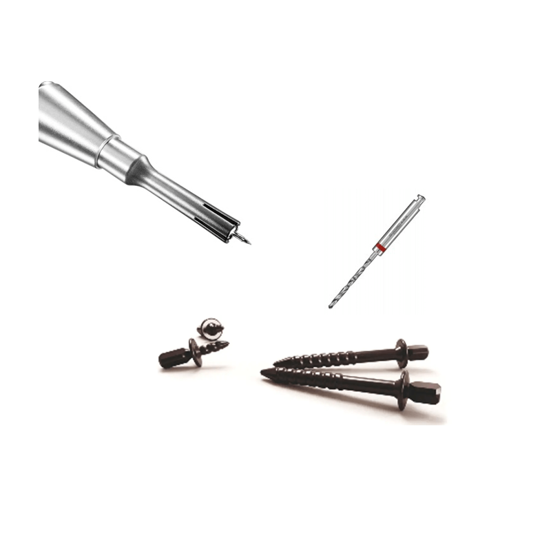 Ustomed Pins og Skruer
